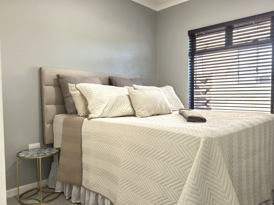 2 Bedroom Property for Sale in Kidds Beach Eastern Cape